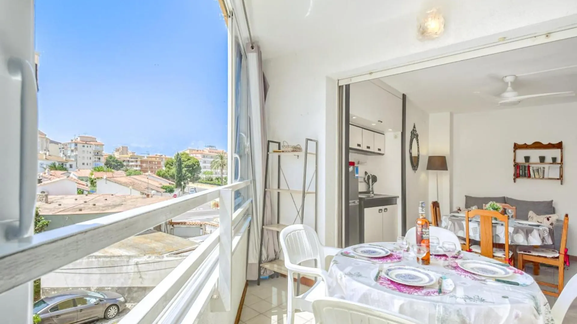 Beautiful Apartment With View Roses
